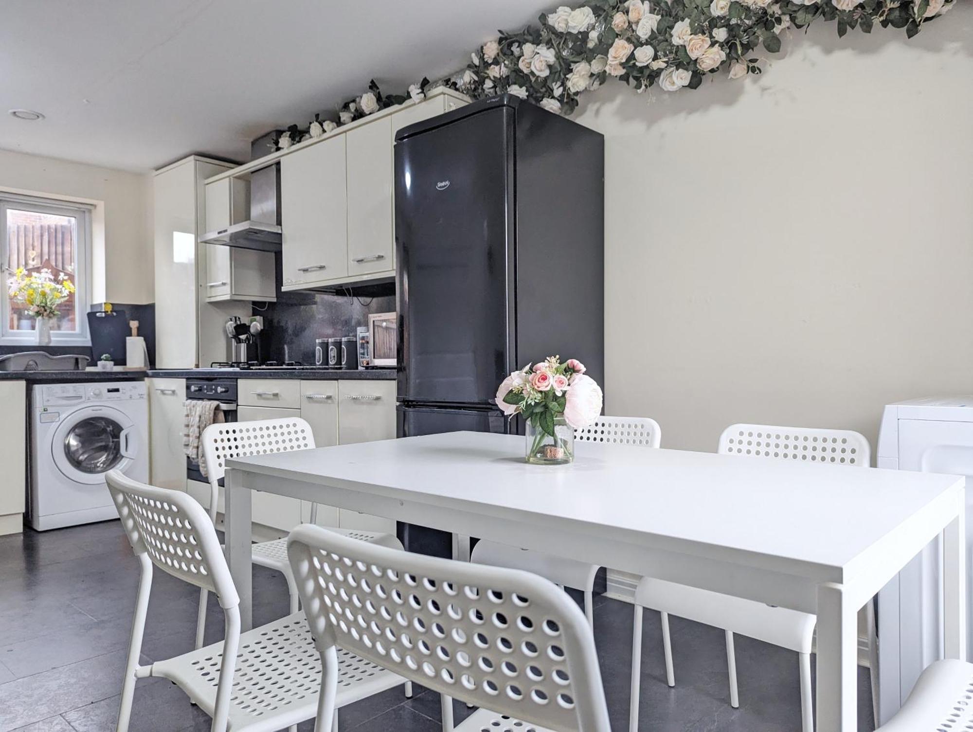 Guest Rooms Near City Centre Anfield Free Parking Liverpool Buitenkant foto