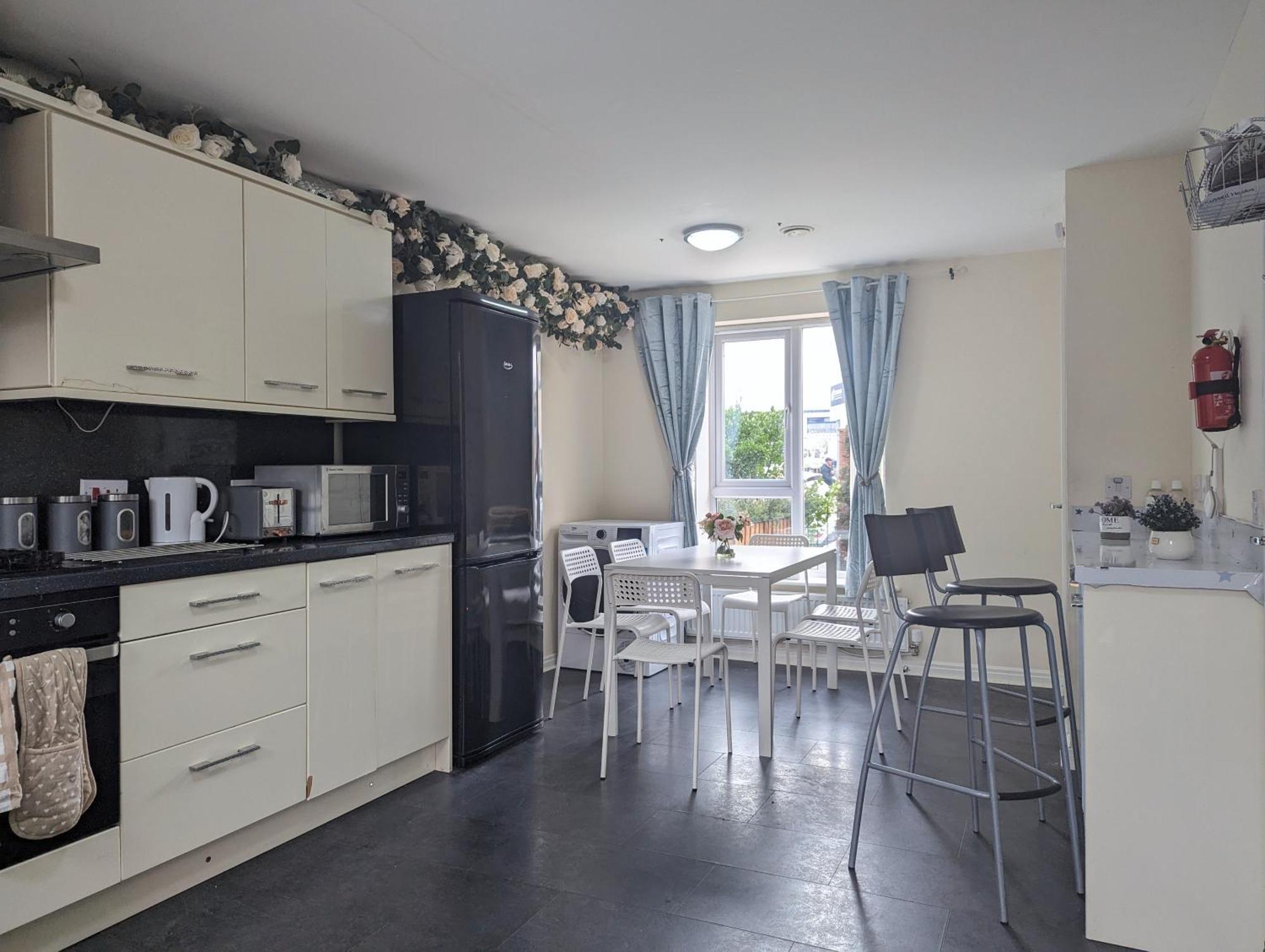 Guest Rooms Near City Centre Anfield Free Parking Liverpool Buitenkant foto